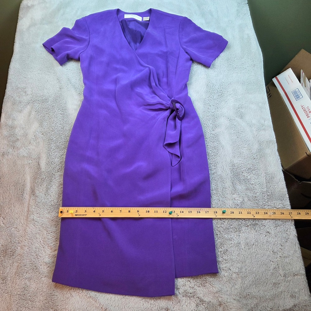 Dana Buchman Silk Faux Wrap Dress Womens 6 Purple V-Neck Short Slv Buckle Detail